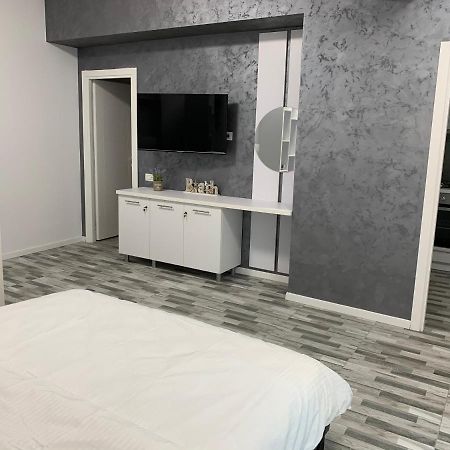 Apartament Alexandra Aparthotel Mamaia Bagian luar foto