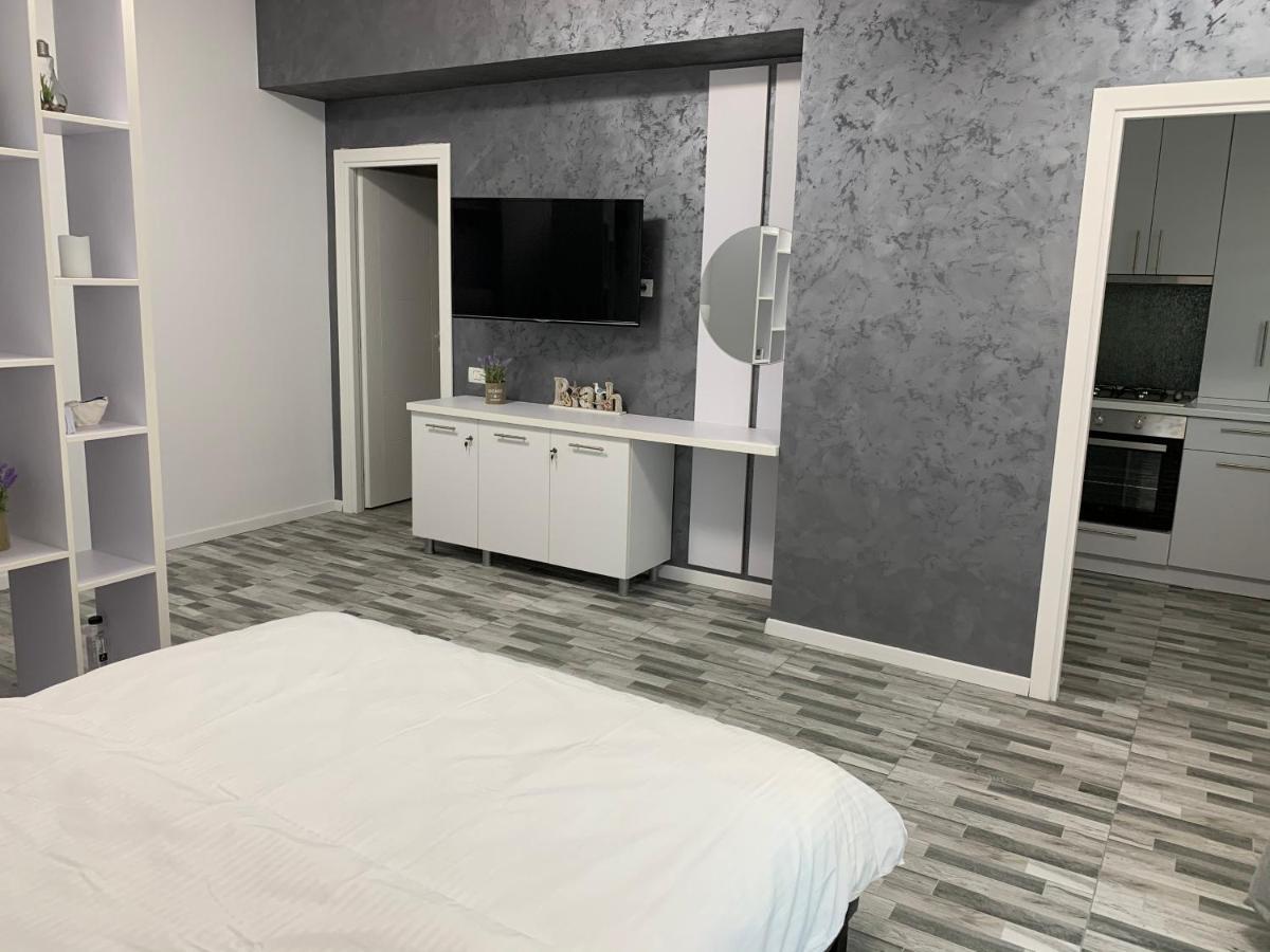 Apartament Alexandra Aparthotel Mamaia Bagian luar foto